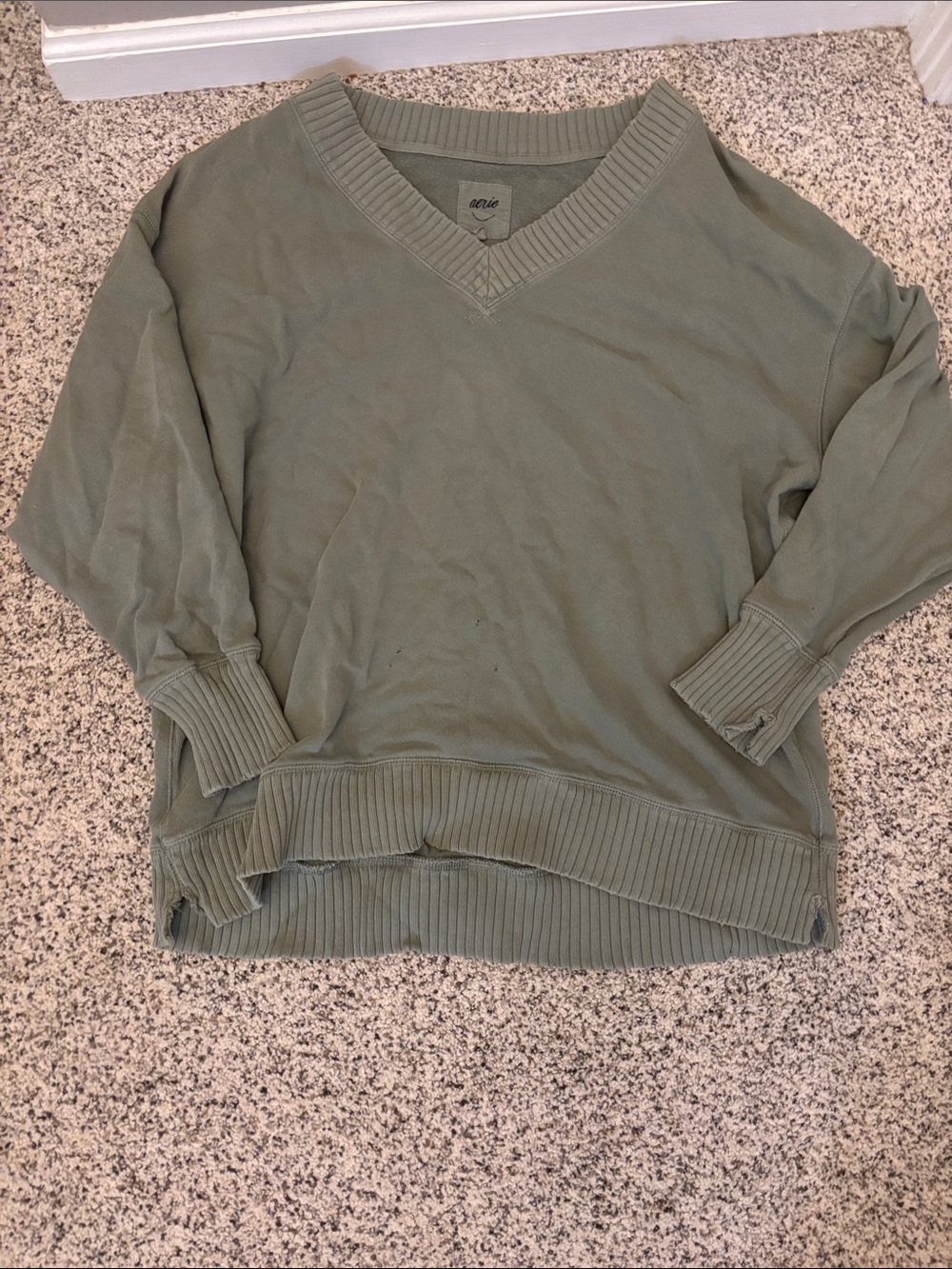 Aerie Size S Oversized V Neck Lived In Sweatshirt Olive Green